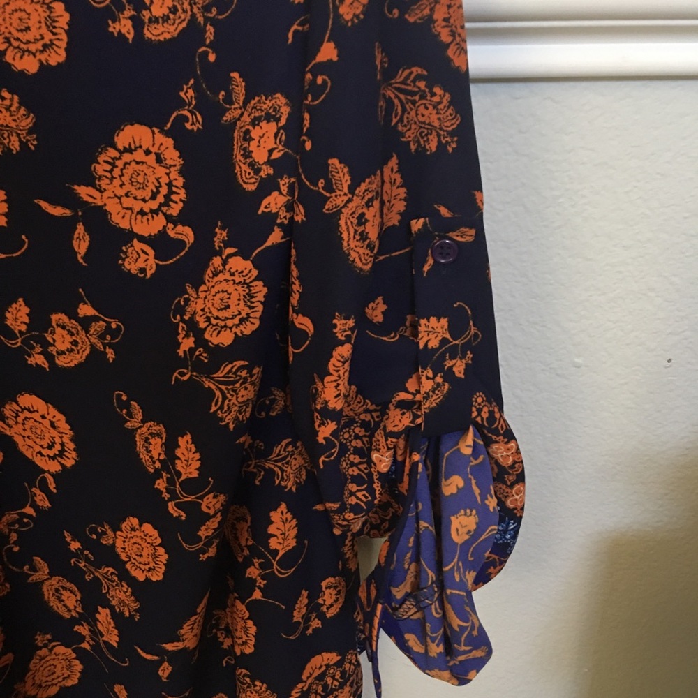 Tunic - Picture 6 of 6